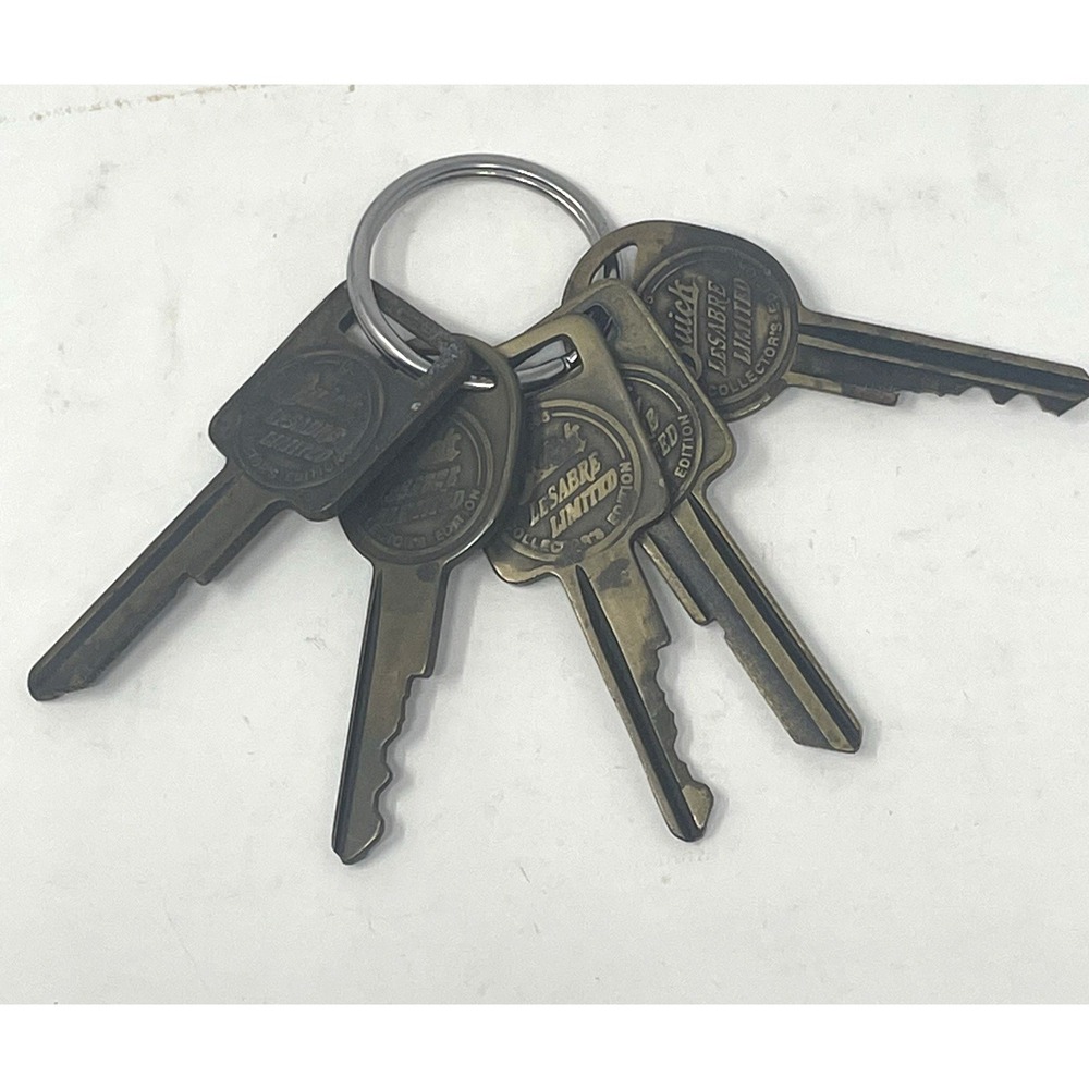 Lot of 5 Vintage 1985 Buick LeSabre Limited Collector's Edition Keys - Cut